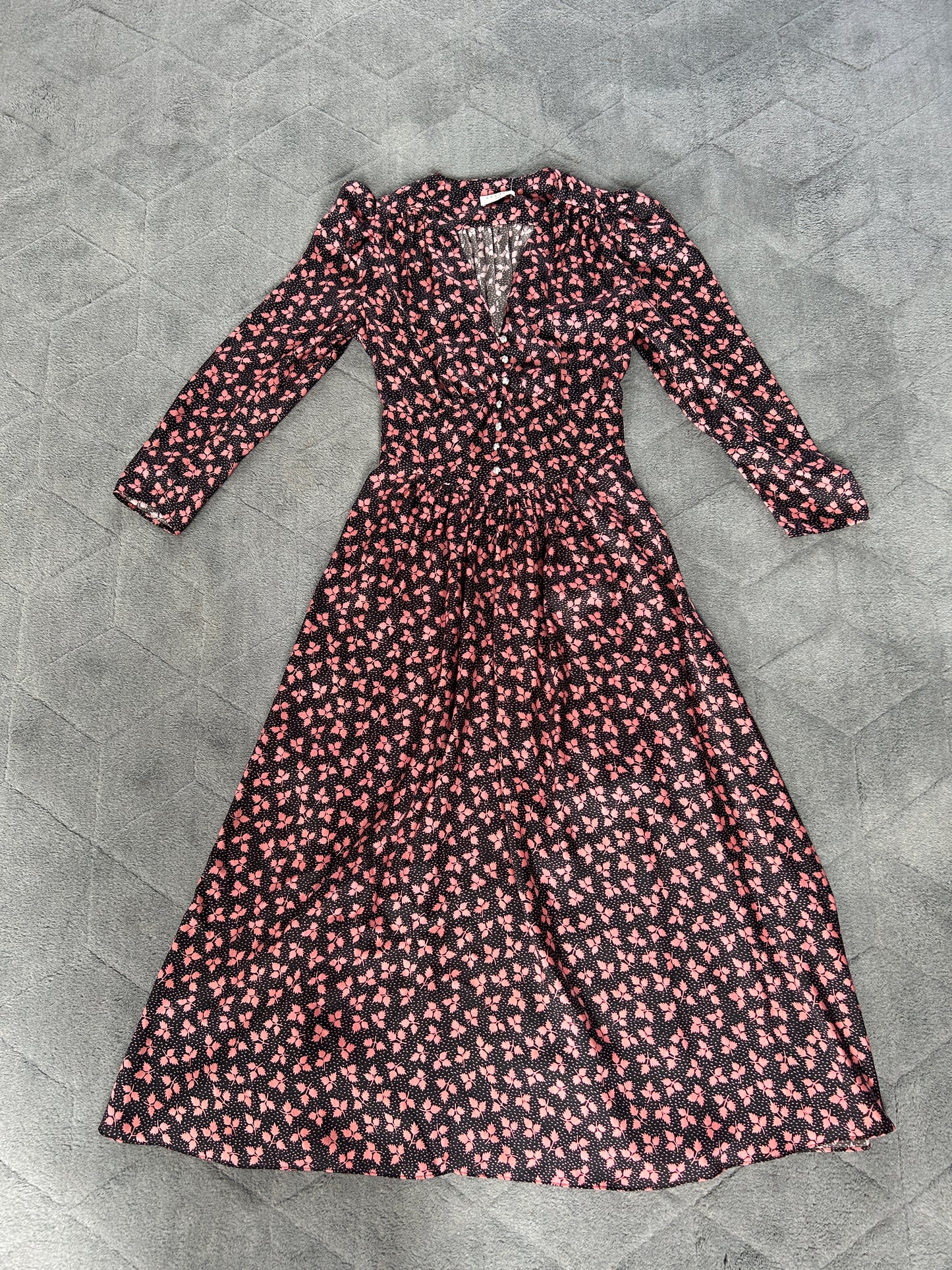 Sandro midi dress black with pink floral V neck long sleeve size 8