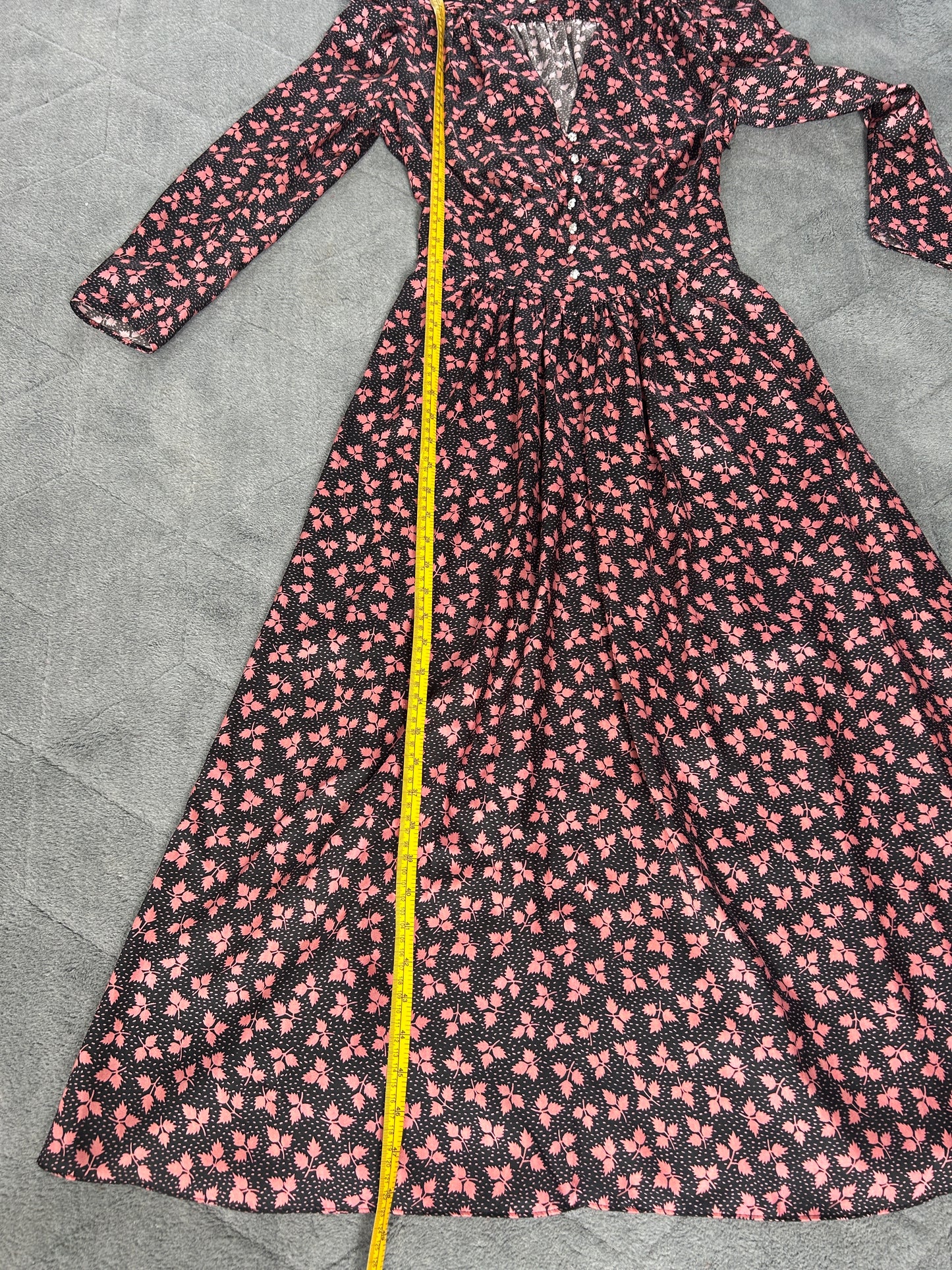 Sandro midi dress black with pink floral V neck long sleeve size 8