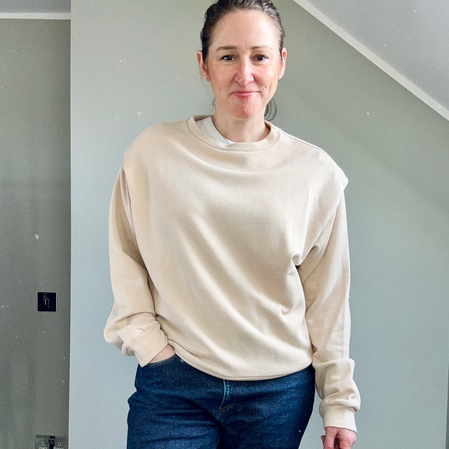 Ginette Garde beige jersey sweater size M - 12/14