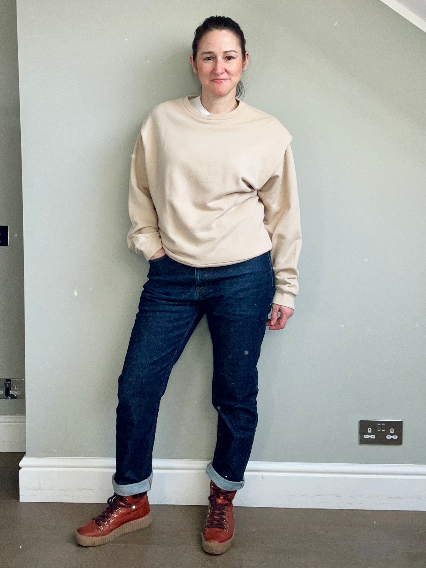 Ginette Garde beige jersey sweater size M - 12/14