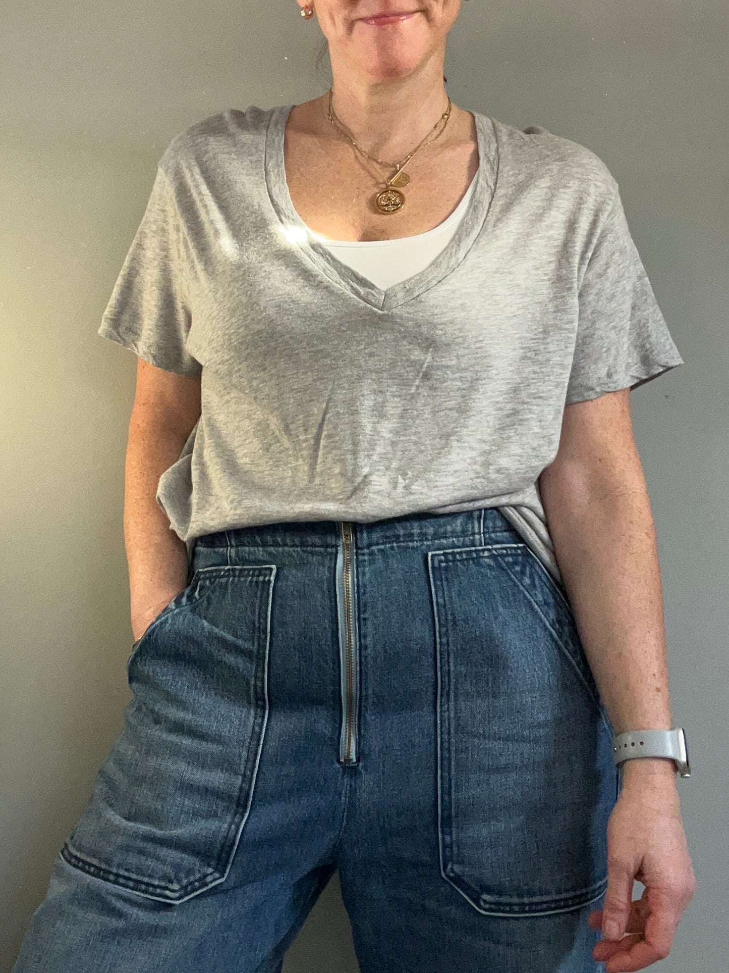 Anine Bing grey cotton blend V neck tee-shirt L - up to 14