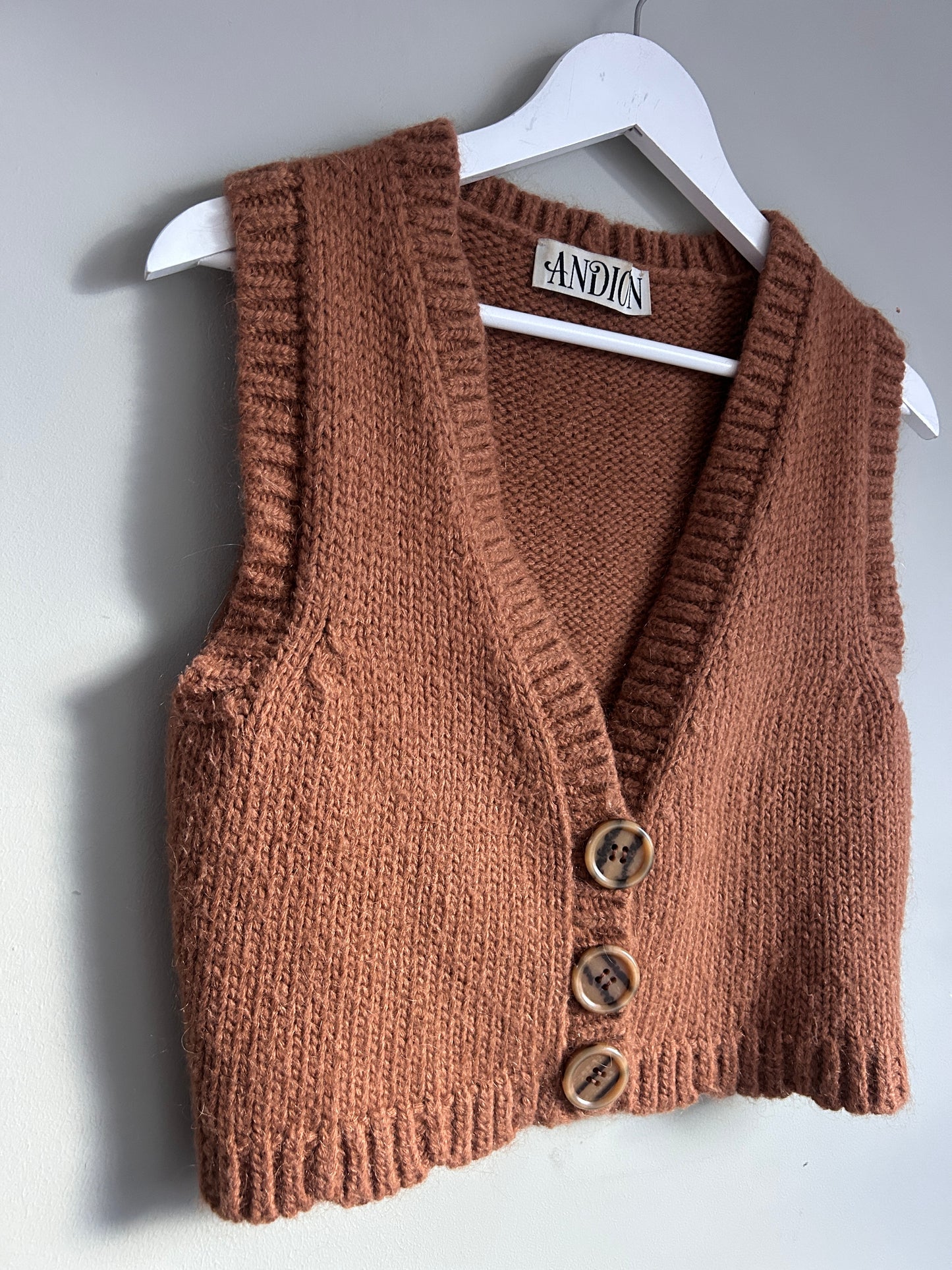 Andion Marcella knitted brown cropped gilet size S - 8/10