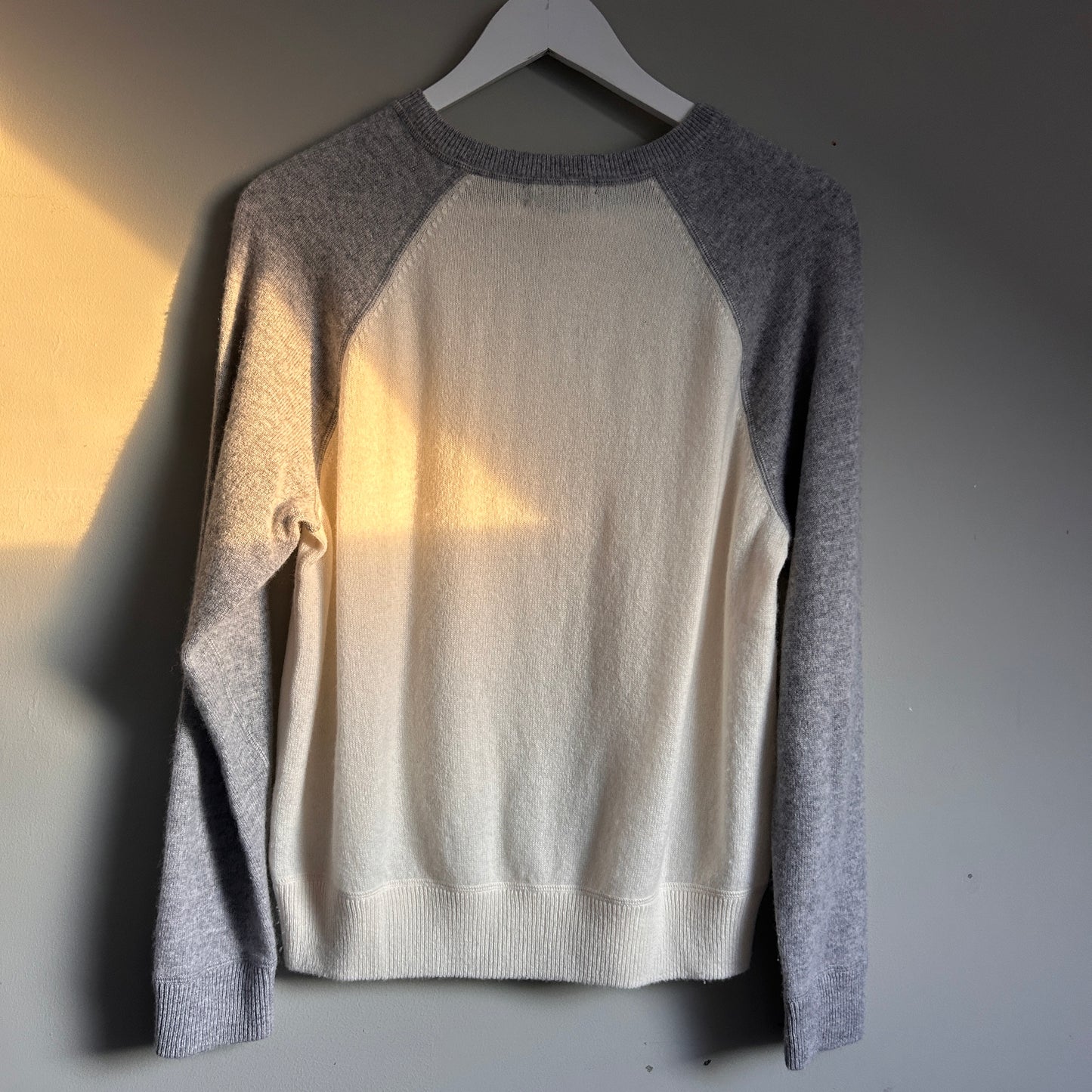 Aqua Cashmere grey and ivory jumper XS - up to 12