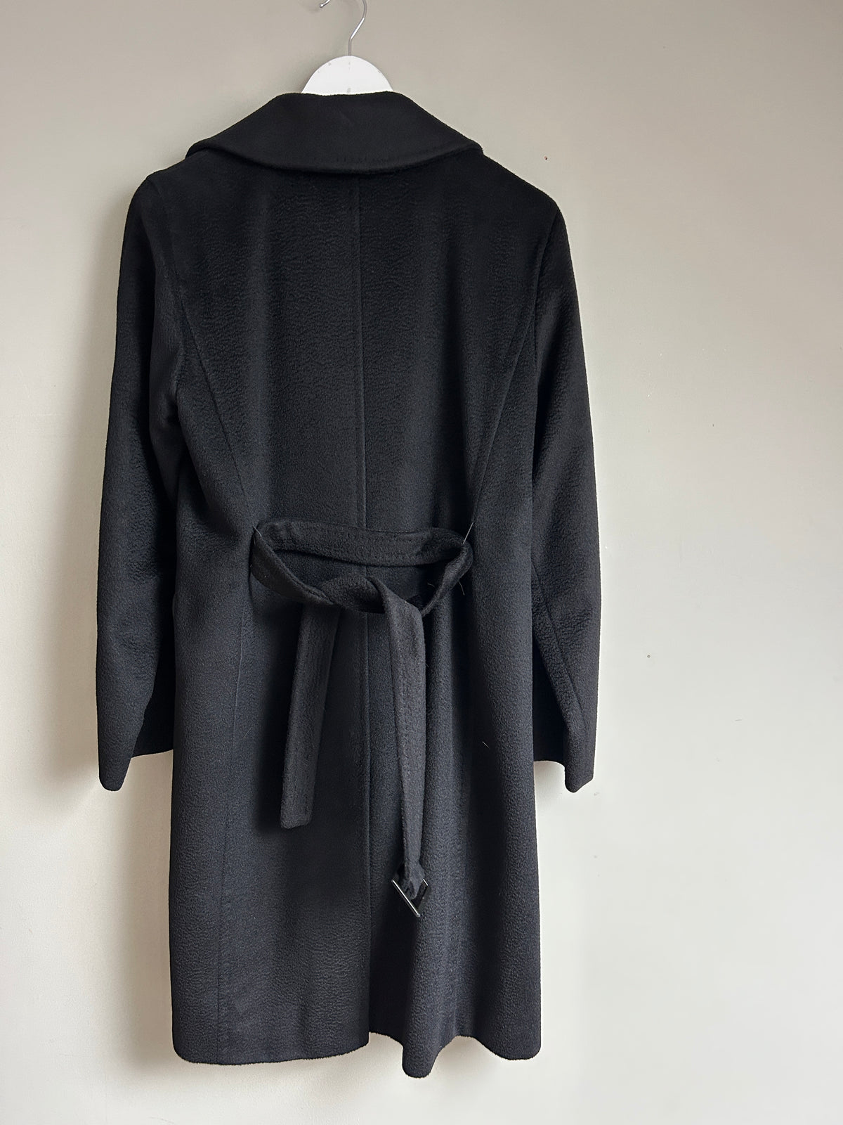 Max Mara black mid-length coat camel hair size 10