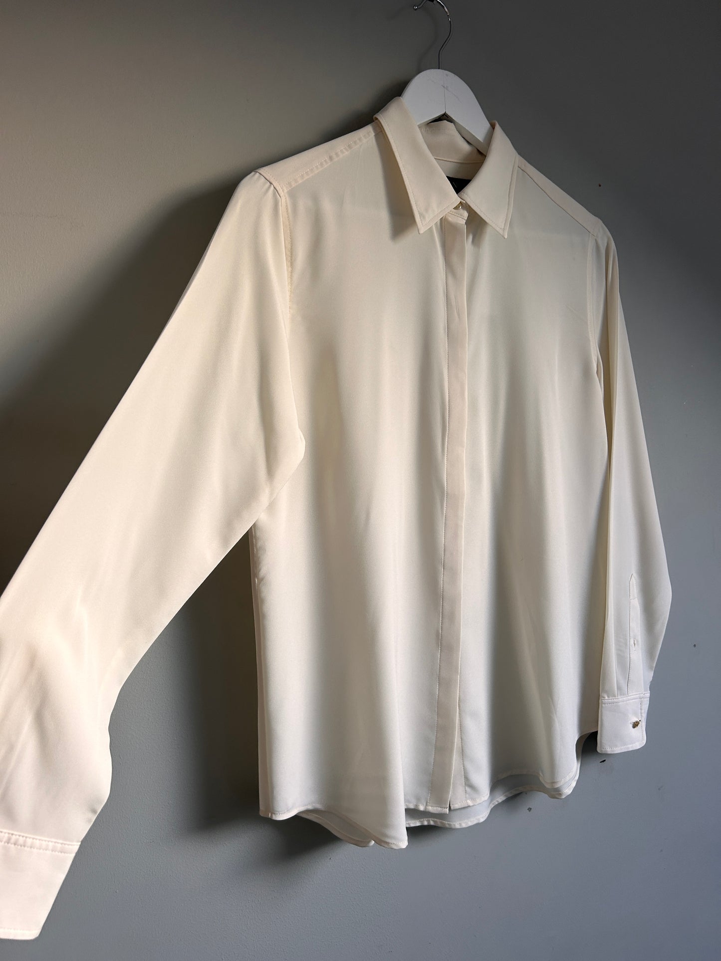 Lauren Ralph Lauren ivory crepe shirt M - 10