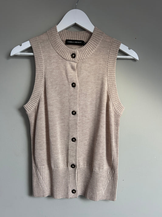 Camila & Marc oatmeal tencel blend gilet XS - up to 10