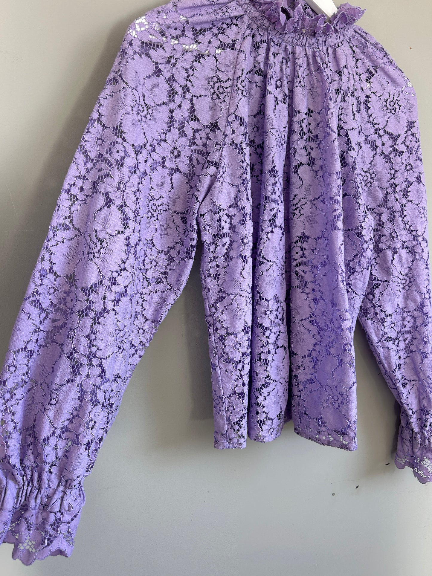 Sezane lilac lace long sleeve blouse size 8-10