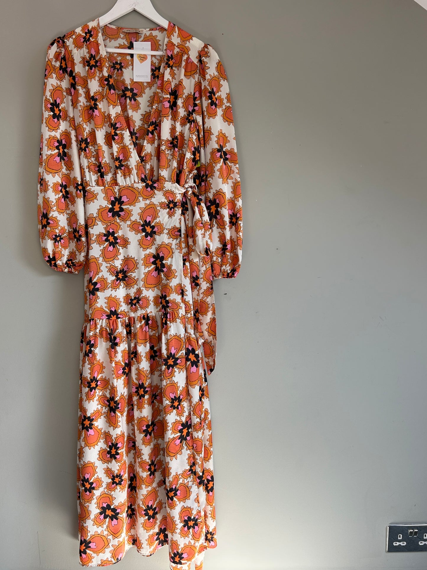 Stella Nova orange floral maxi wrap dress size 8