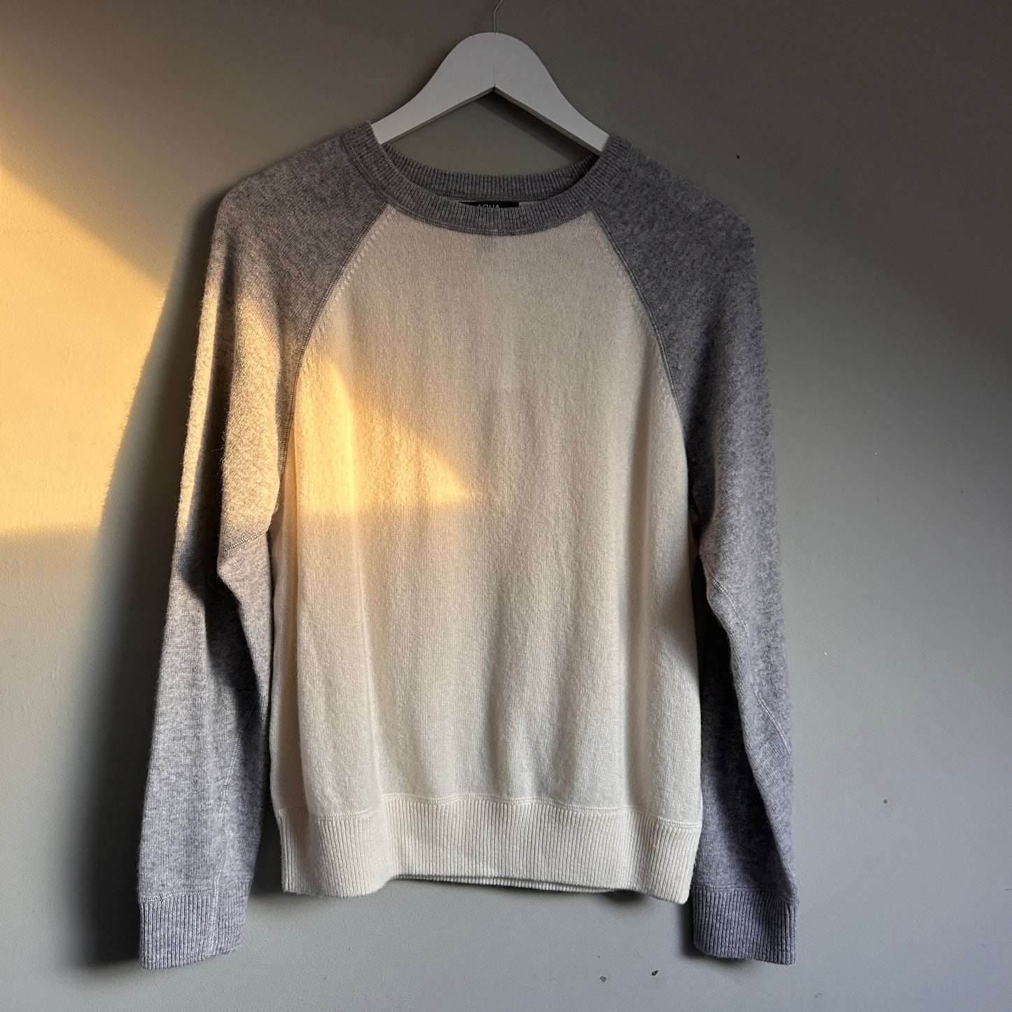 Aqua Cashmere grey and ivory jumper XS - up to 12